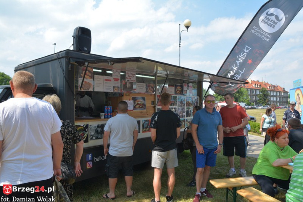 Noc świętojańska i zlot Food Track-ów w Brzegu [fotorelacja]