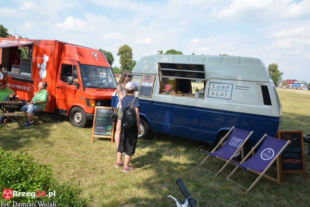 Noc świętojańska i zlot Food Track-ów w Brzegu [fotorelacja]