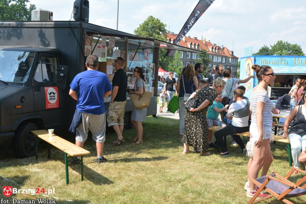 Noc świętojańska i zlot Food Track-ów w Brzegu [fotorelacja]