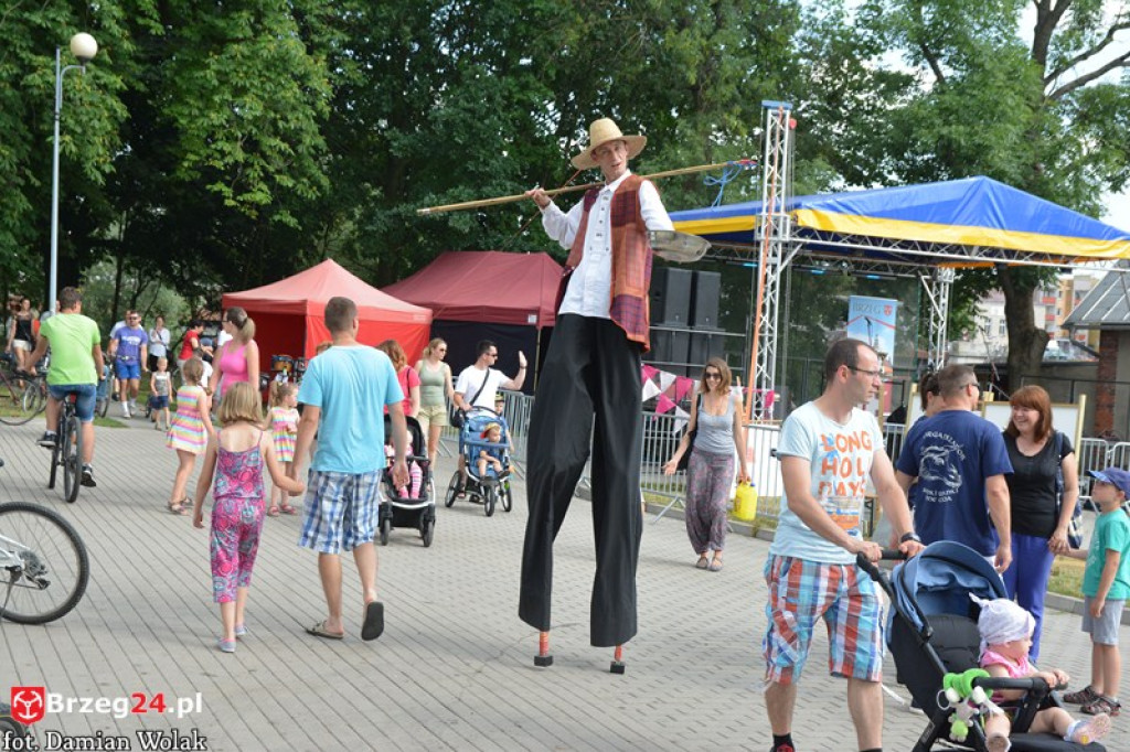 Noc świętojańska i zlot Food Track-ów w Brzegu [fotorelacja]