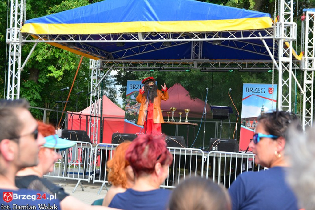 Noc świętojańska i zlot Food Track-ów w Brzegu [fotorelacja]