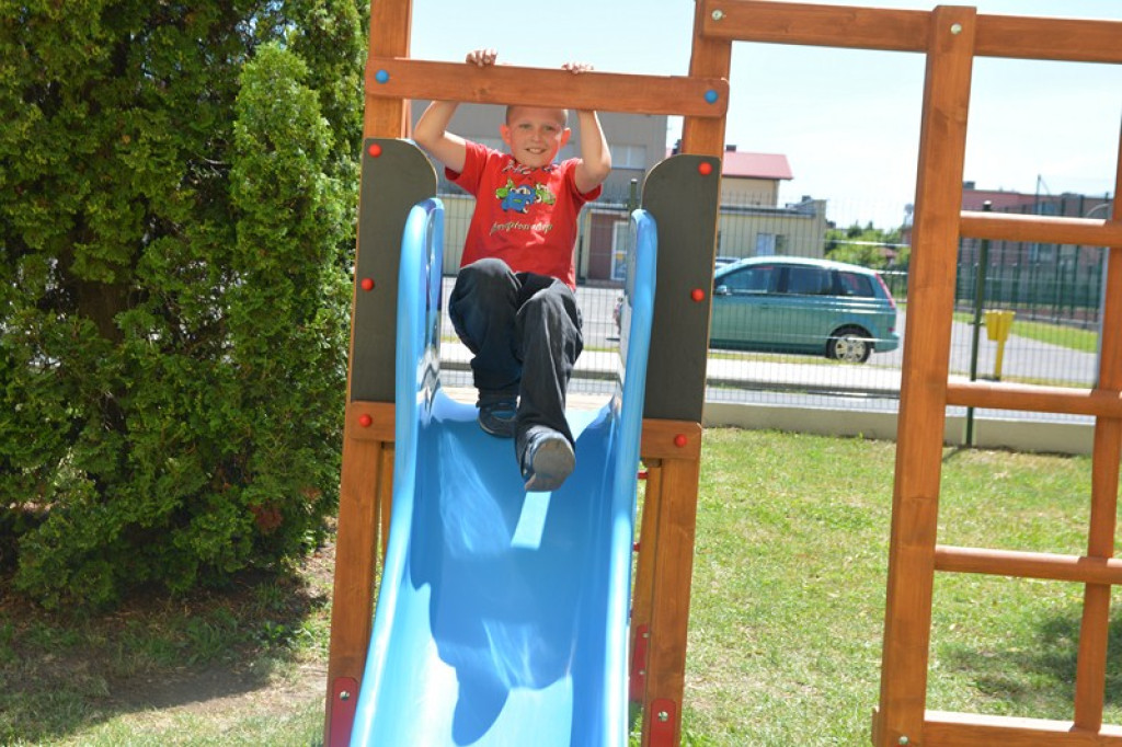 Nowy plac zabaw w SOSW Grodków