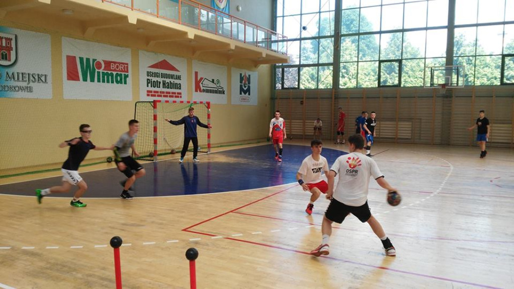 Kursy i konferencja trenerów piłki ręcznej w Grodkowie