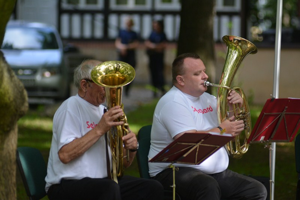 Koncert orkiestry dętej w Parku Wolności [fotorelacja]