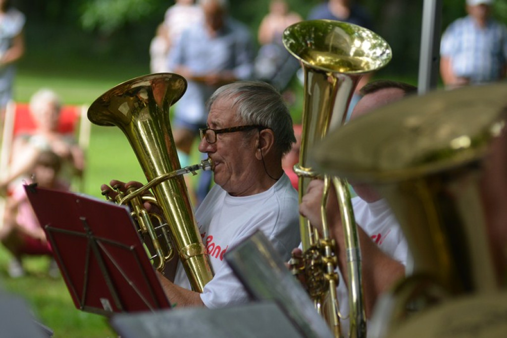 Koncert orkiestry dętej w Parku Wolności [fotorelacja]