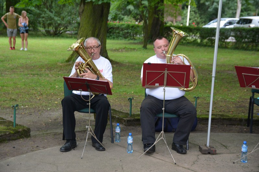 Koncert orkiestry dętej w Parku Wolności [fotorelacja]