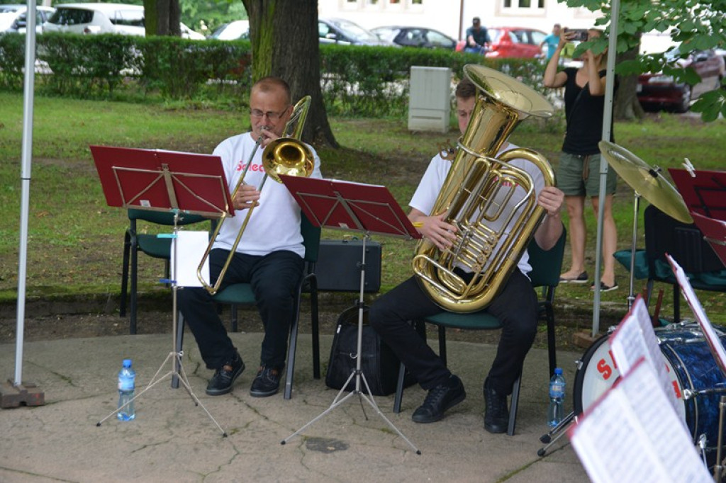 Koncert orkiestry dętej w Parku Wolności [fotorelacja]