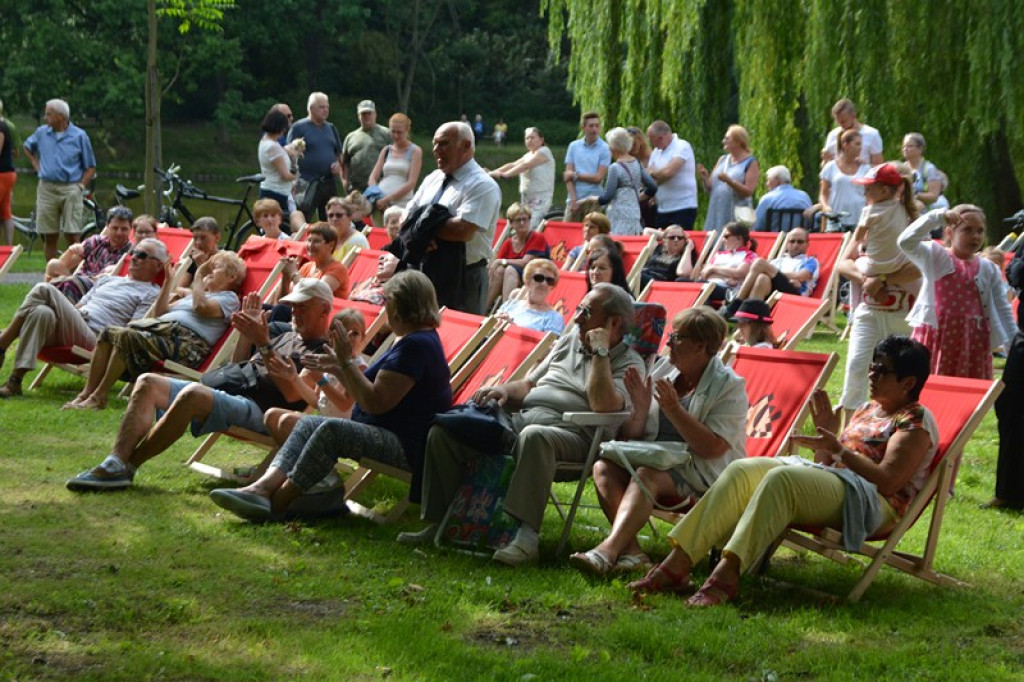 Koncert orkiestry dętej w Parku Wolności [fotorelacja]