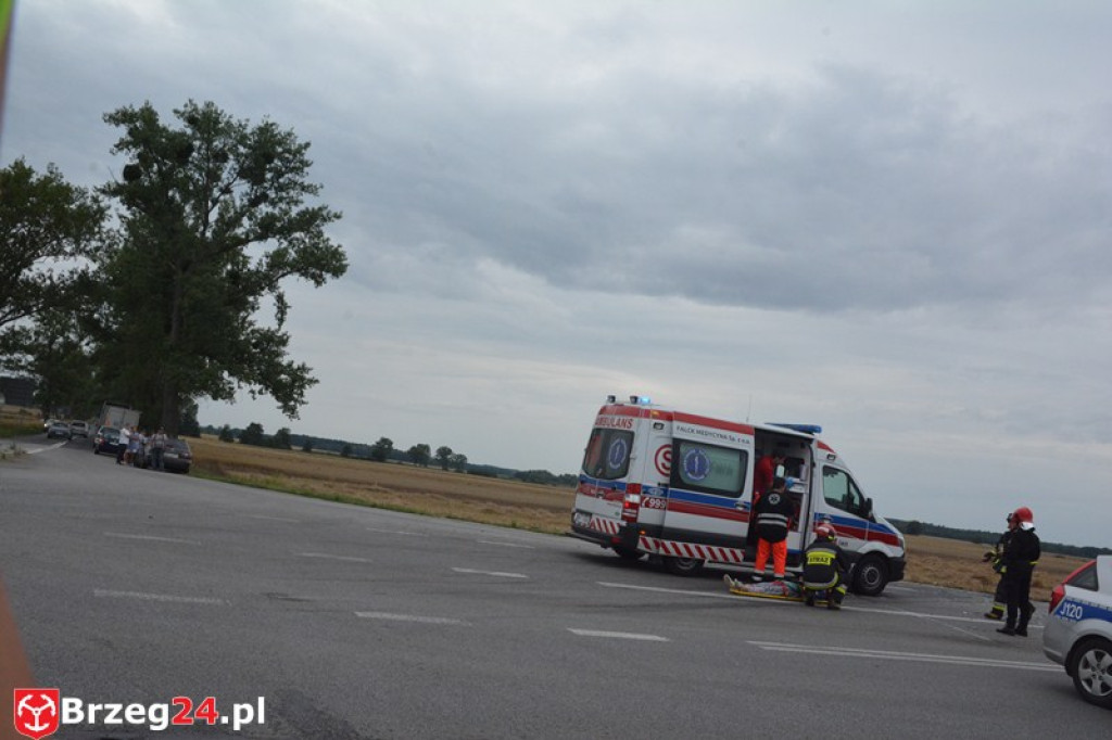 Wypadek na obwodnicy Grodkowa. 5 osób poszkodowanych