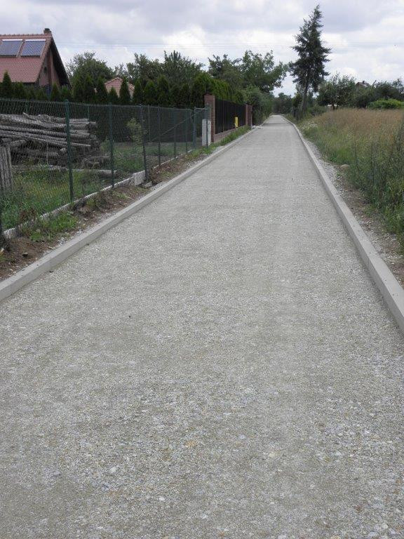 Trwa realizacja budowy dróg w Tarnowie Grodkowskim