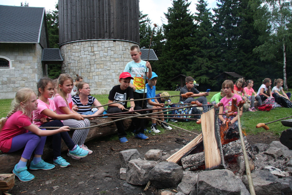 Wakacje z przygodą w Świetlicy Terapeutycznej w Lewinie Brzeskim