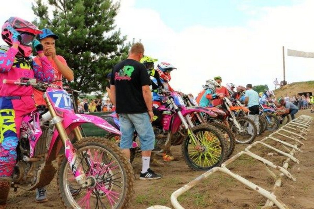 Zbiór wydarzeń motocrossowych