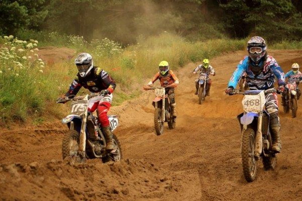 Zbiór wydarzeń motocrossowych