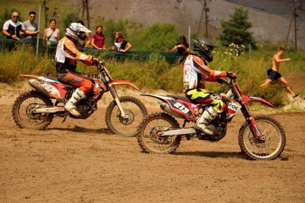 Zbiór wydarzeń motocrossowych