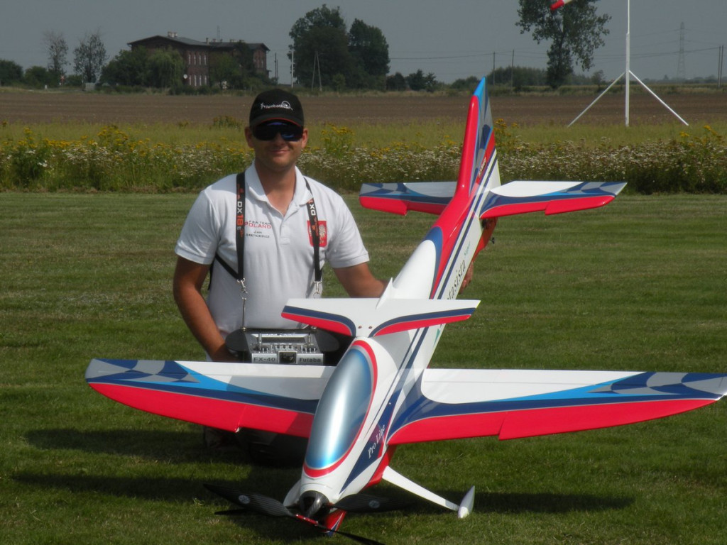 Mistrzostwa Polski Modeli Akrobacyjnych w klasie F3A w Lipowej pod Grodkowem