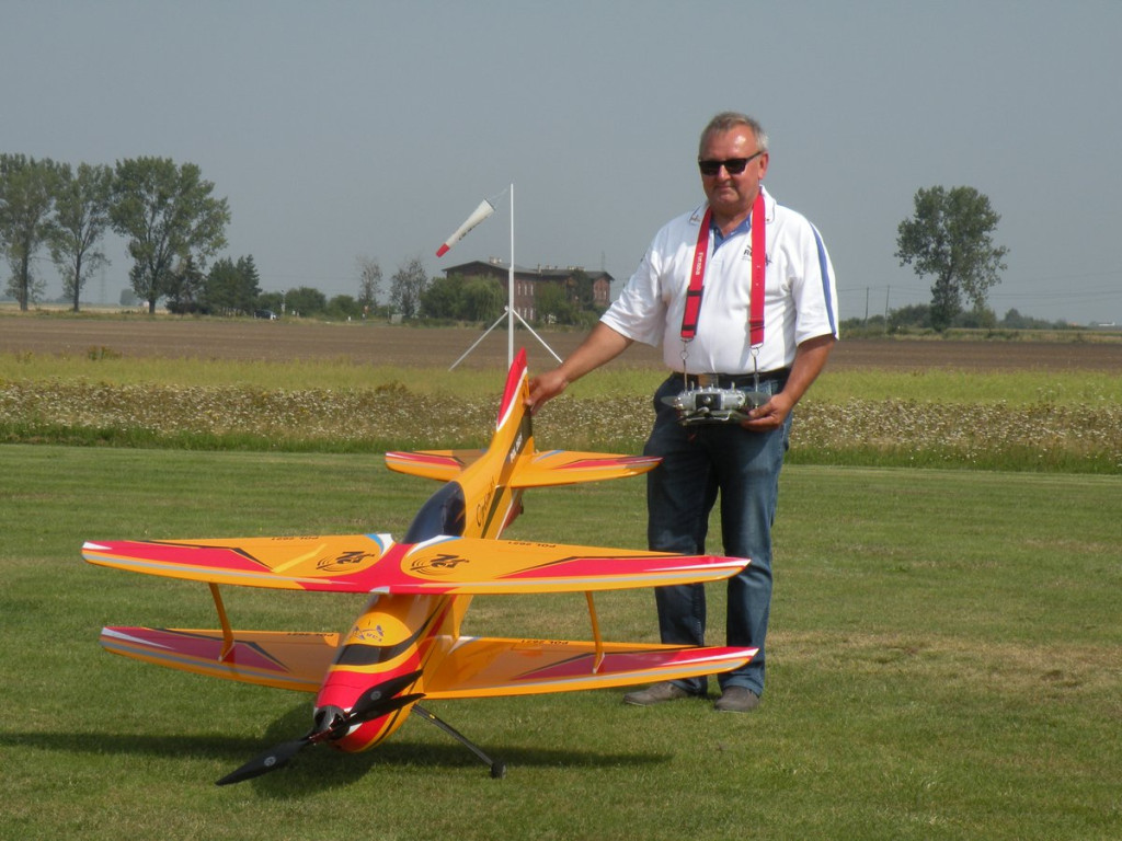 Mistrzostwa Polski Modeli Akrobacyjnych w klasie F3A w Lipowej pod Grodkowem
