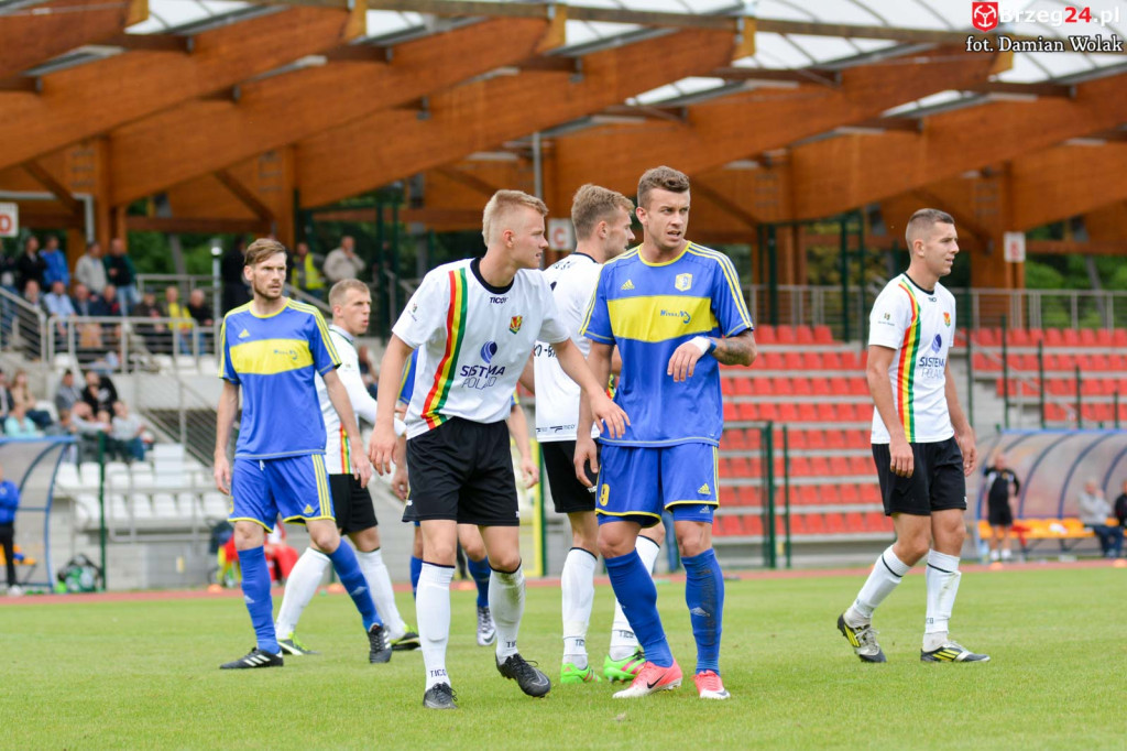 Stal - BKS Stal Bielsko-Biała 2:1