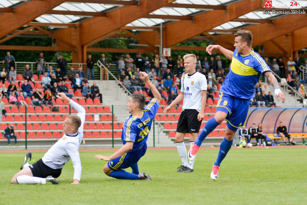 Stal - BKS Stal Bielsko-Biała 2:1