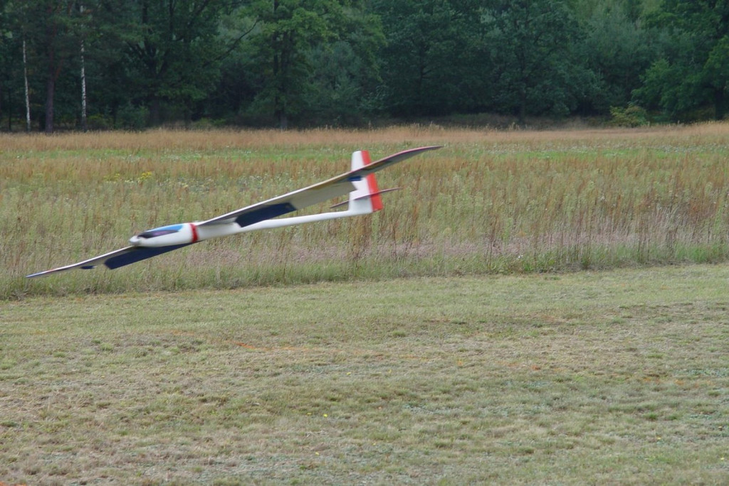 Trzecia runda XX Zawodów Modeli Szybowców i Motoszybowców o Puchar 