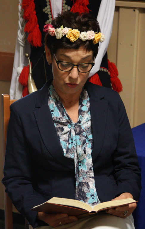 Ósemka czytała Wesele