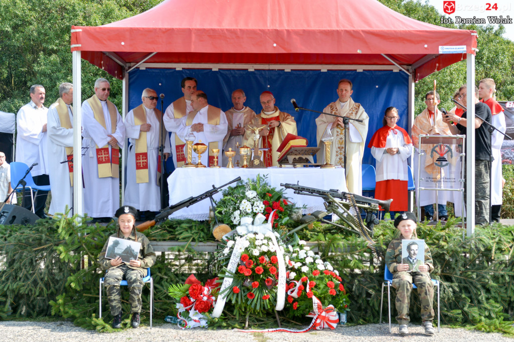 71. rocznica mordu Żołnierzy Wyklętych w Starym Grodkowie [fotorelacja]