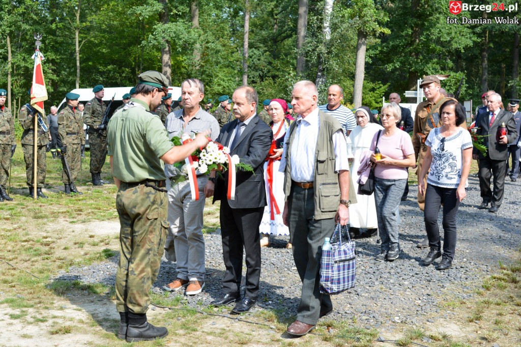 71. rocznica mordu Żołnierzy Wyklętych w Starym Grodkowie [fotorelacja]