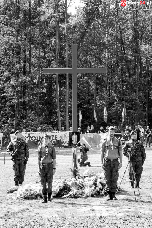 71. rocznica mordu Żołnierzy Wyklętych w Starym Grodkowie [fotorelacja]