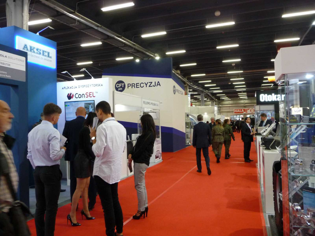 Zlot Klas Mundurowych na Międzynarodowych Targach Przemysłu Obronnego