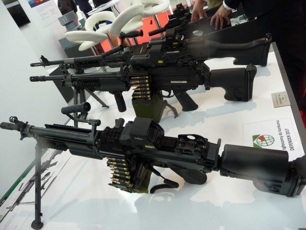 Zlot Klas Mundurowych na Międzynarodowych Targach Przemysłu Obronnego