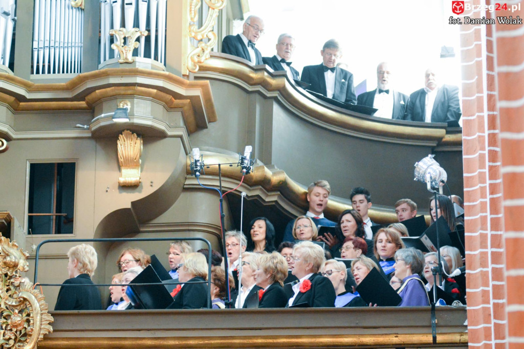 Inauguracja i poświęcenie organów w kościele św. Michała Archanioła w Grodkowie [fotorelacja]