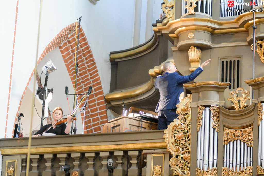 Inauguracja i poświęcenie organów w kościele św. Michała Archanioła w Grodkowie [fotorelacja]