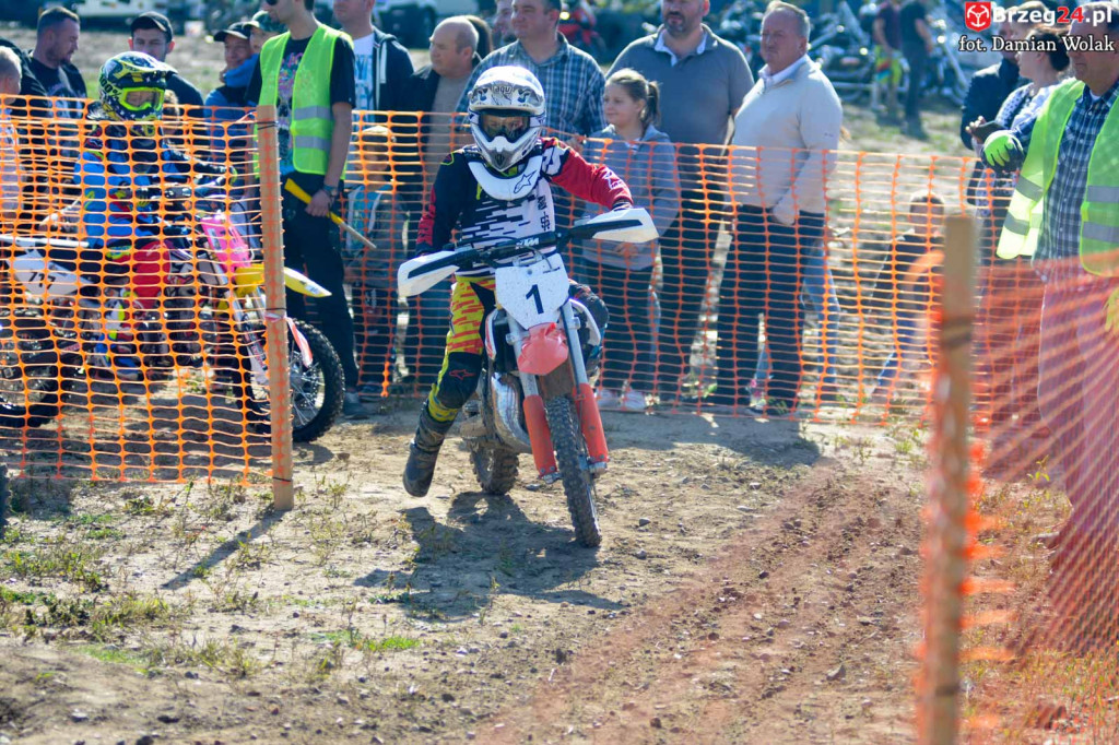 Motocross powrócił do Grodkowa. Ryk silników przyciągnął wielu kibiców [fotorelacja]