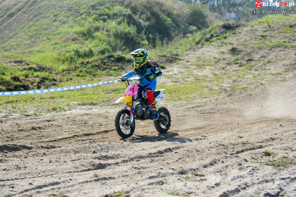 Motocross powrócił do Grodkowa. Ryk silników przyciągnął wielu kibiców [fotorelacja]
