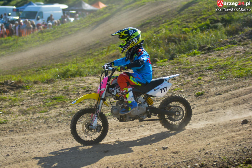 Motocross powrócił do Grodkowa. Ryk silników przyciągnął wielu kibiców [fotorelacja]