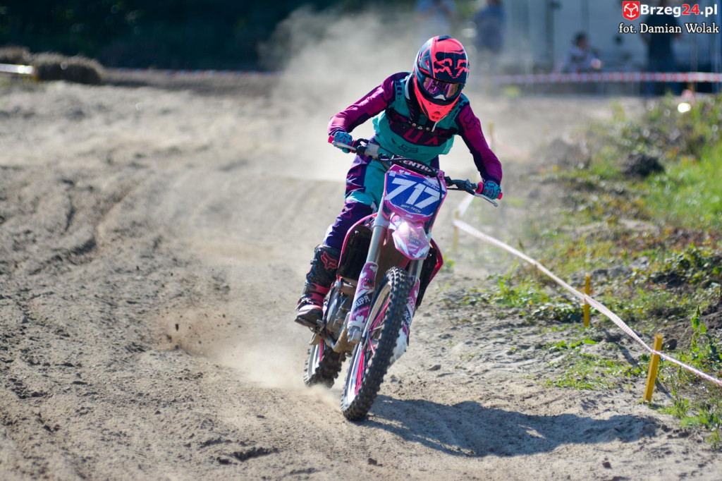 Motocross powrócił do Grodkowa. Ryk silników przyciągnął wielu kibiców [fotorelacja]