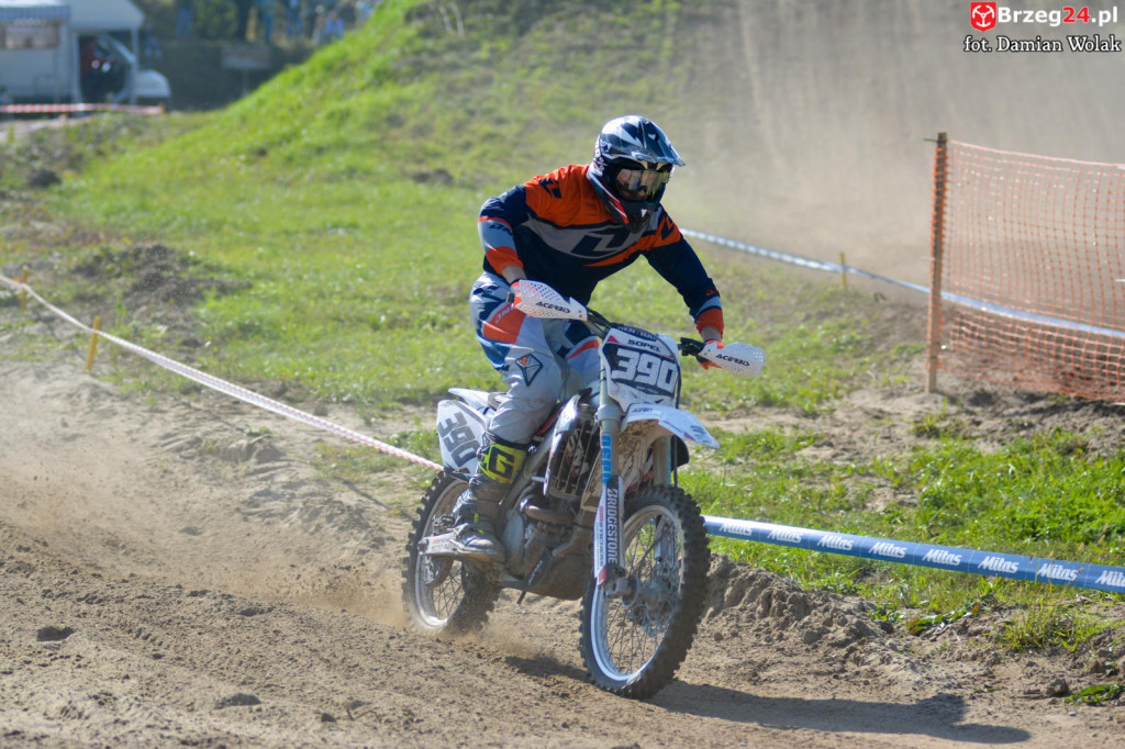 Motocross powrócił do Grodkowa. Ryk silników przyciągnął wielu kibiców [fotorelacja]