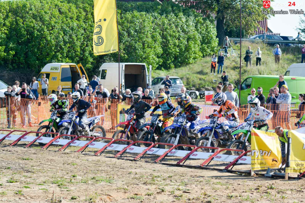 Motocross powrócił do Grodkowa. Ryk silników przyciągnął wielu kibiców [fotorelacja]