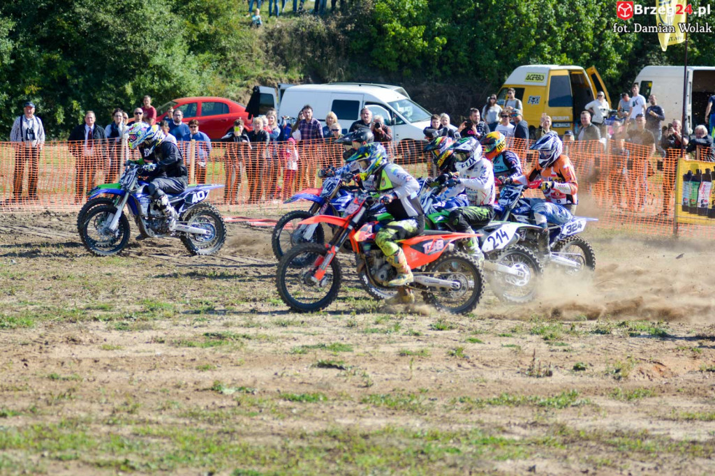 Motocross powrócił do Grodkowa. Ryk silników przyciągnął wielu kibiców [fotorelacja]
