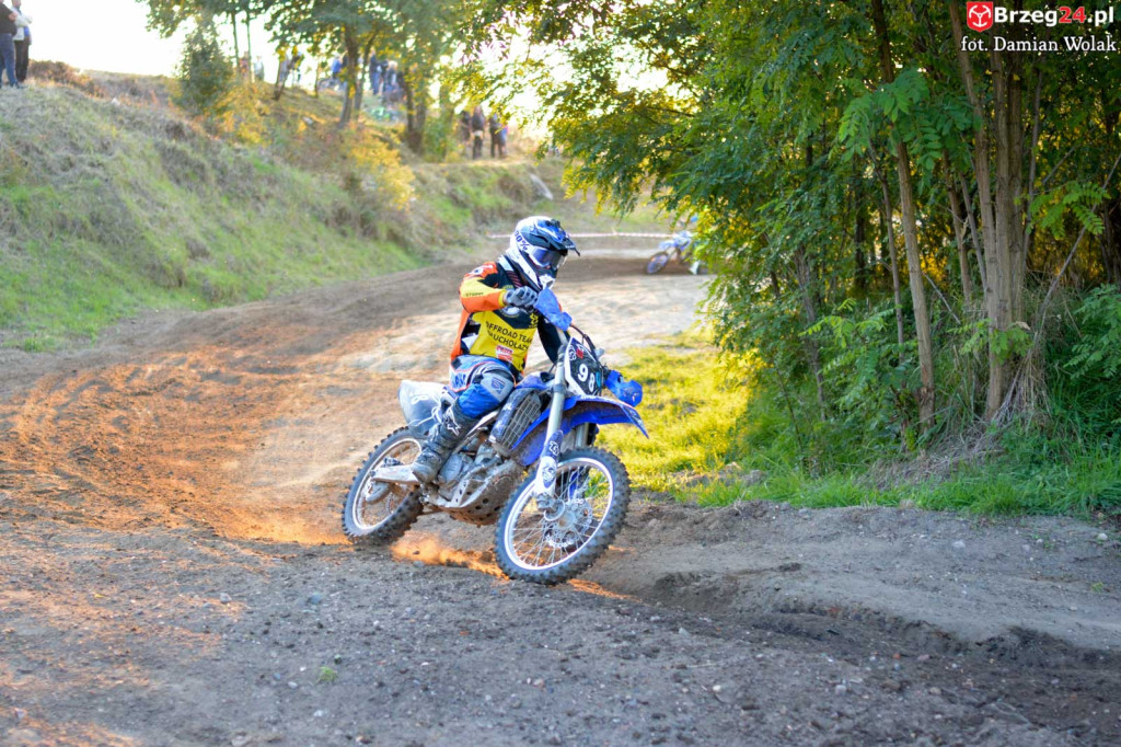 Motocross powrócił do Grodkowa. Ryk silników przyciągnął wielu kibiców [fotorelacja]