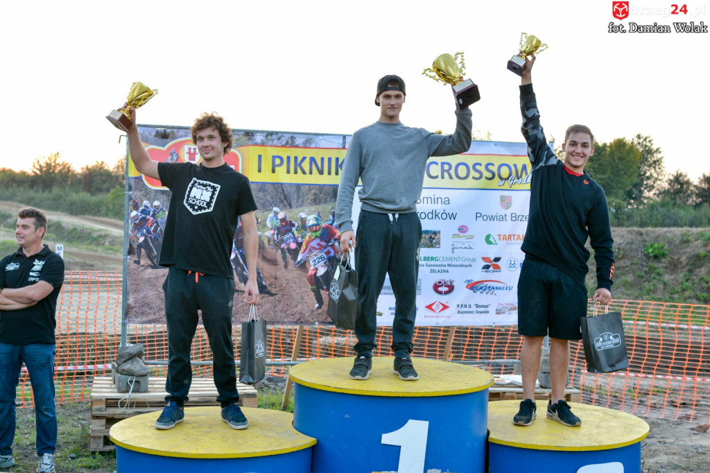 Motocross powrócił do Grodkowa. Ryk silników przyciągnął wielu kibiców [fotorelacja]