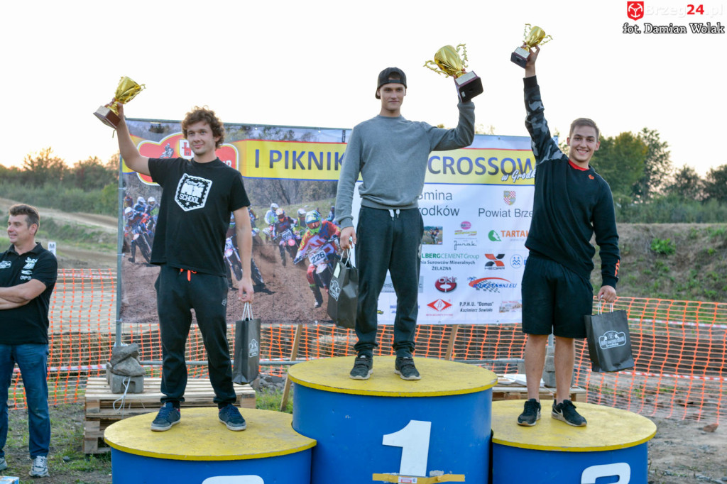 Motocross powrócił do Grodkowa. Ryk silników przyciągnął wielu kibiców [fotorelacja]