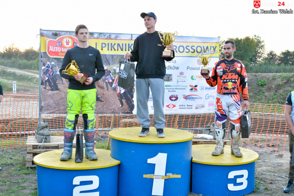 Motocross powrócił do Grodkowa. Ryk silników przyciągnął wielu kibiców [fotorelacja]