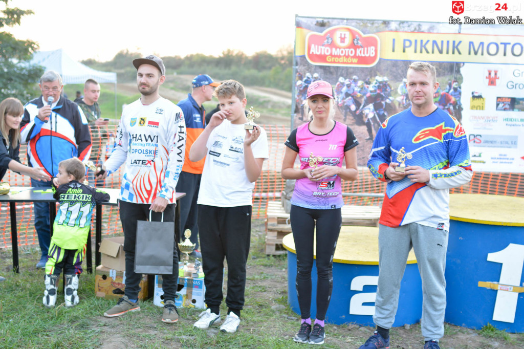 Motocross powrócił do Grodkowa. Ryk silników przyciągnął wielu kibiców [fotorelacja]