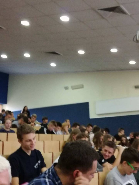 Uczniowie I LO w Brzegu w matematycznym biegu