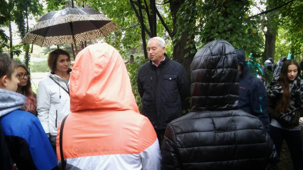 Uczniowie I LO w Brzegu pamiętają i dbają o historię