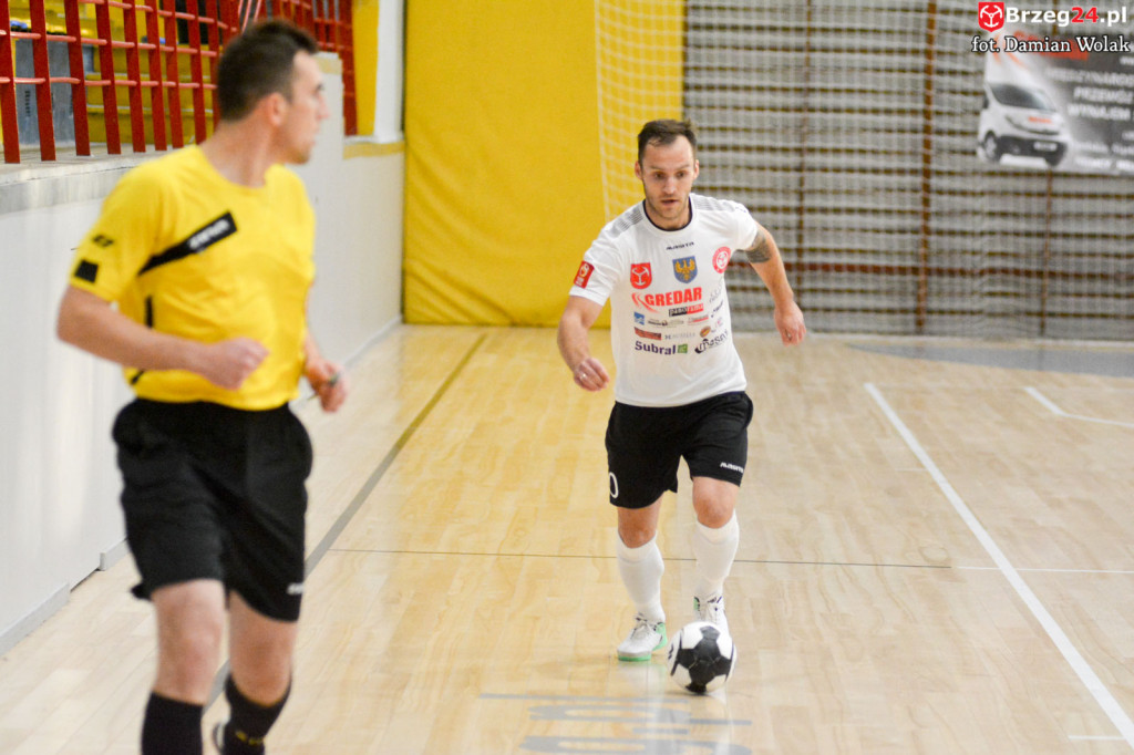 Gredar ponownie z wysoką wygraną. Brzeżanie liderem