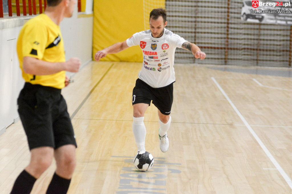 Gredar ponownie z wysoką wygraną. Brzeżanie liderem