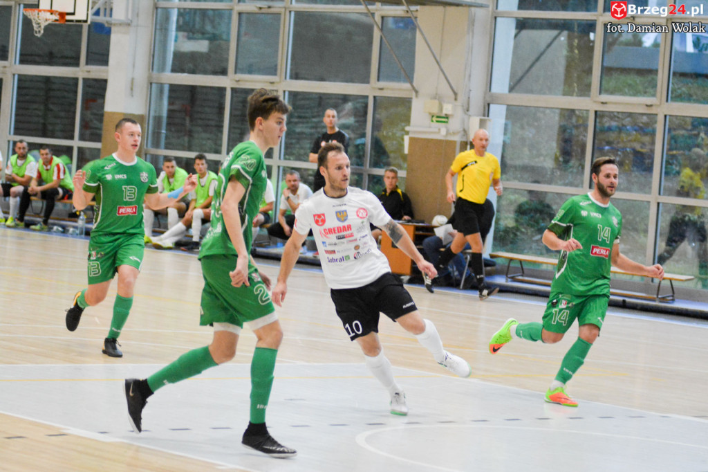 Gredar ponownie z wysoką wygraną. Brzeżanie liderem