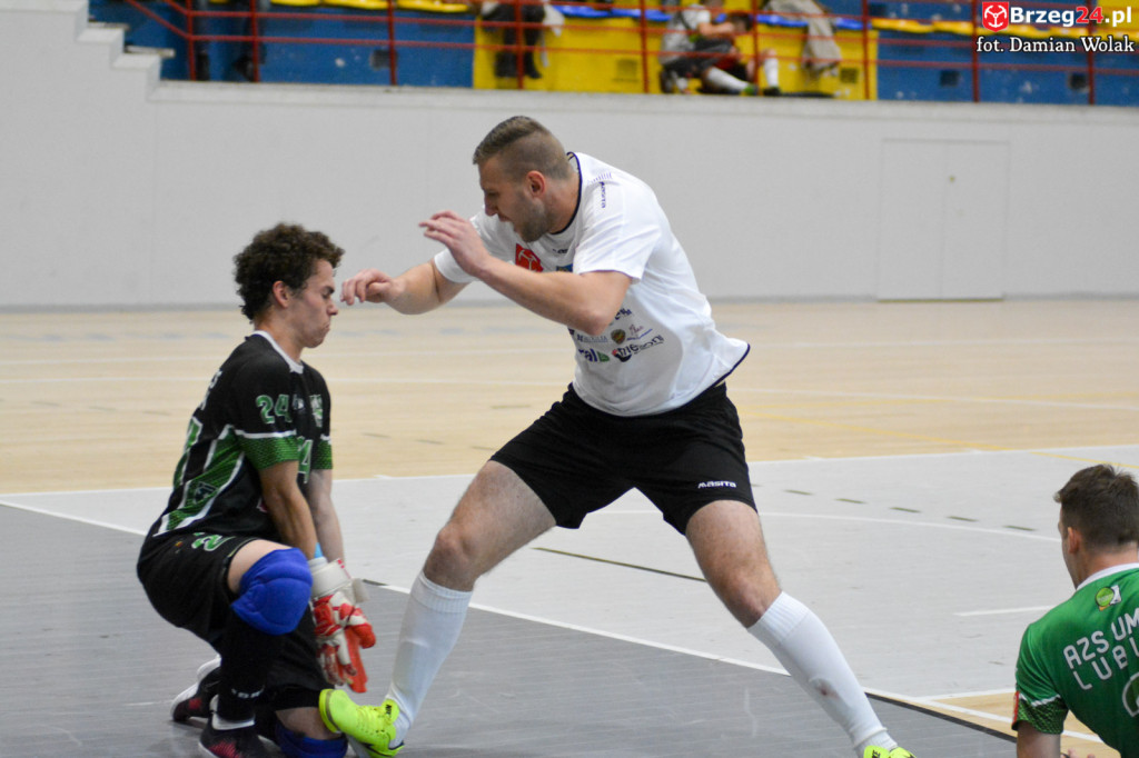 Gredar ponownie z wysoką wygraną. Brzeżanie liderem