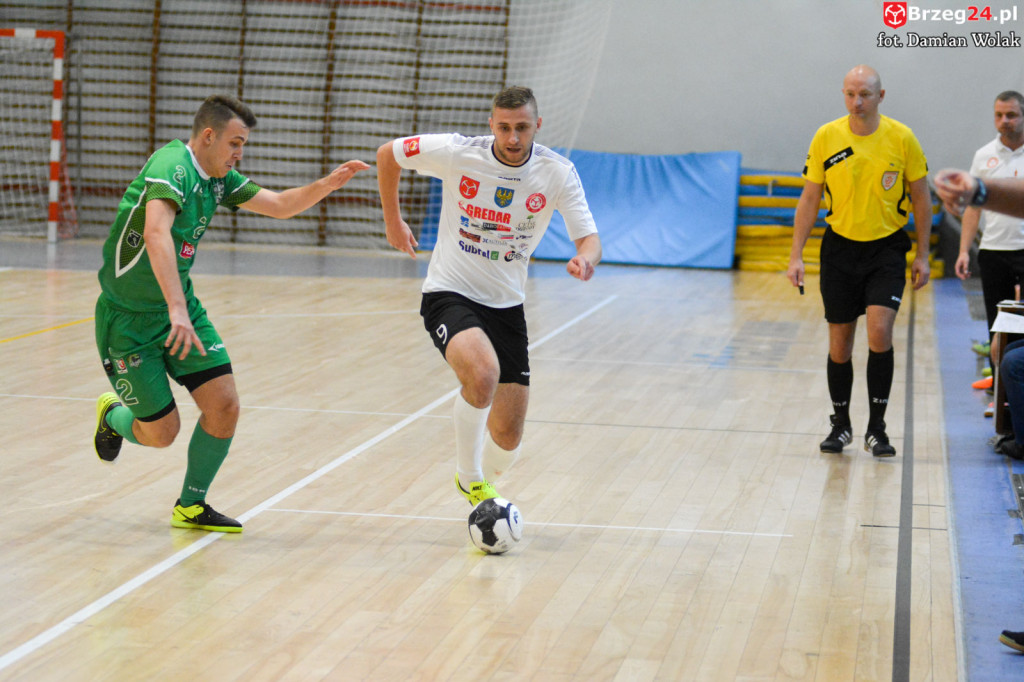 Gredar ponownie z wysoką wygraną. Brzeżanie liderem
